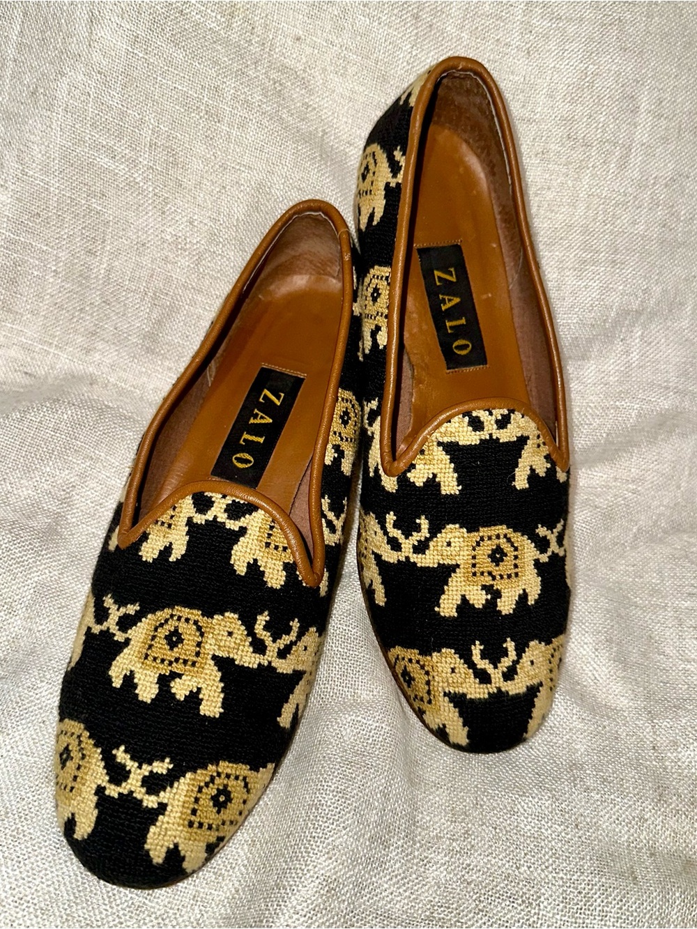 Vintage Zalo Needlepoint Elephant Loafers Black Tan Size 8M Spain